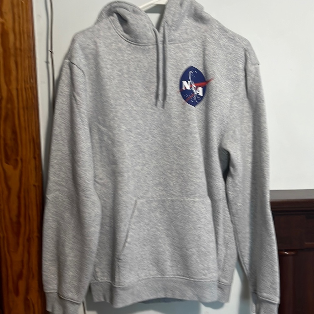 H&M, Size Medium. Color Grey